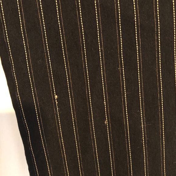 Guess - Picture 3 of 7